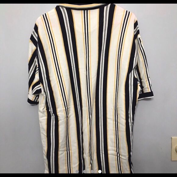 Men’s Vintage IZOD Polo Top - Picture 4 of 4